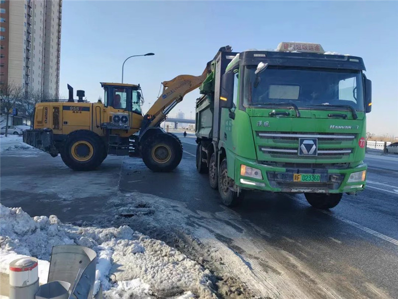 躍迪運雪車丨躍迪新能源渣土車變身運雪車